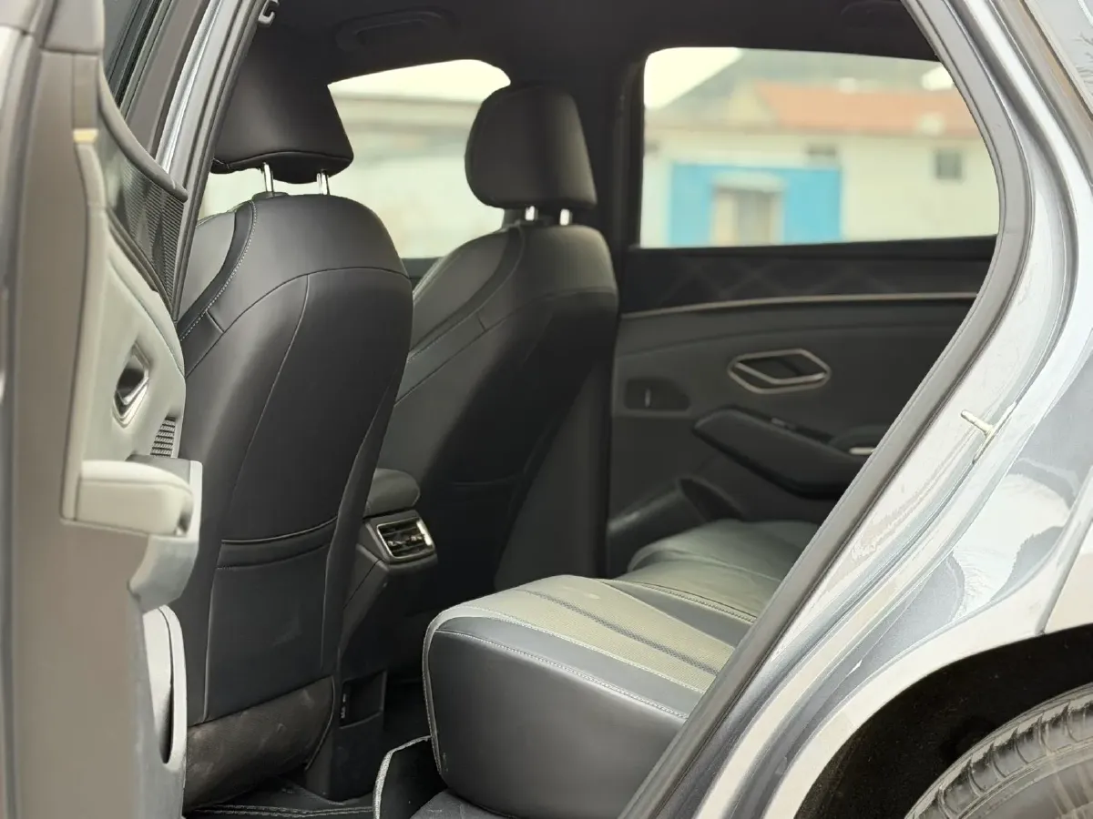 2024 BYD QinL 1.5L 101HP L4 E-CVT PHEV 10.08KWH,autocango,china used car exporter,china ev exporter,chinese used car exporter,chinese used ev exporter