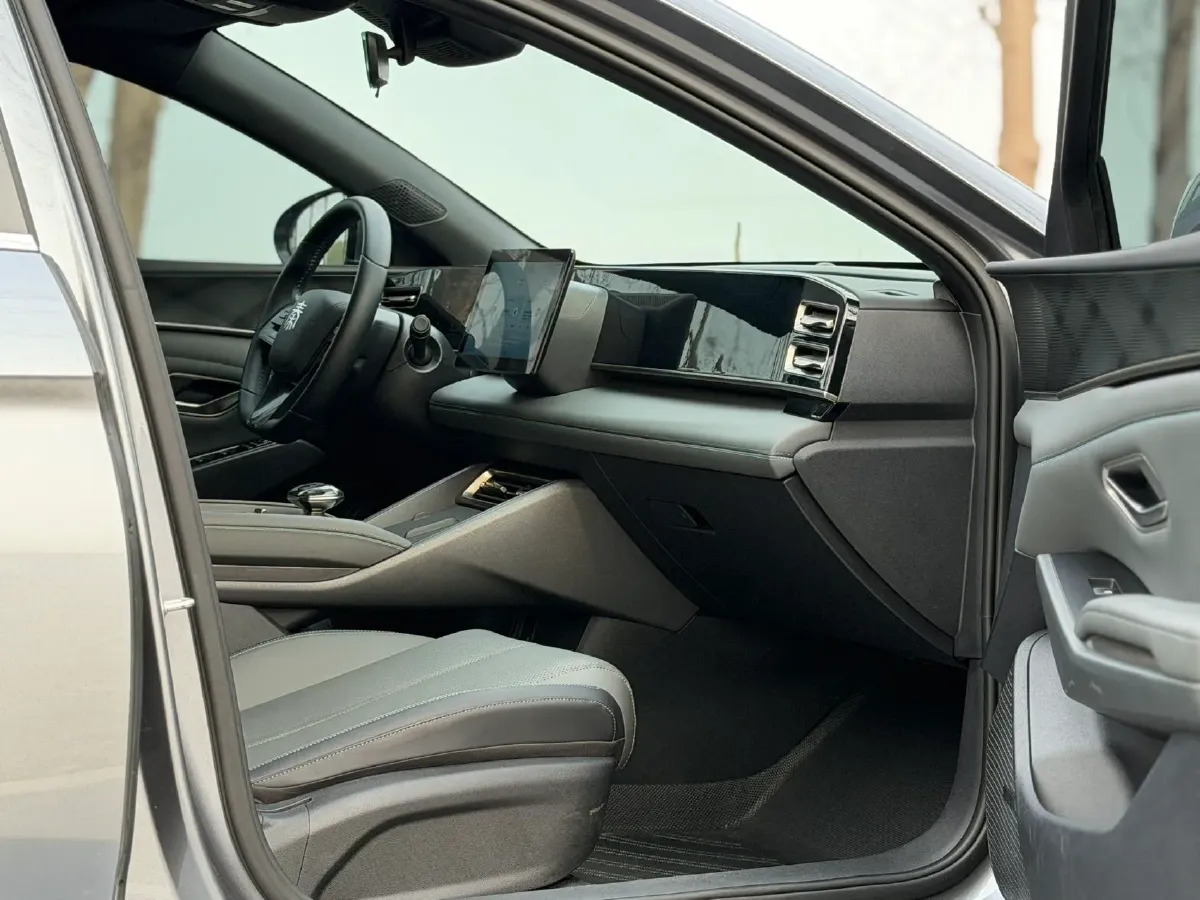 2024 BYD QinL 1.5L 101HP L4 E-CVT PHEV 10.08KWH,autocango,china used car exporter,china ev exporter,chinese used car exporter,chinese used ev exporter