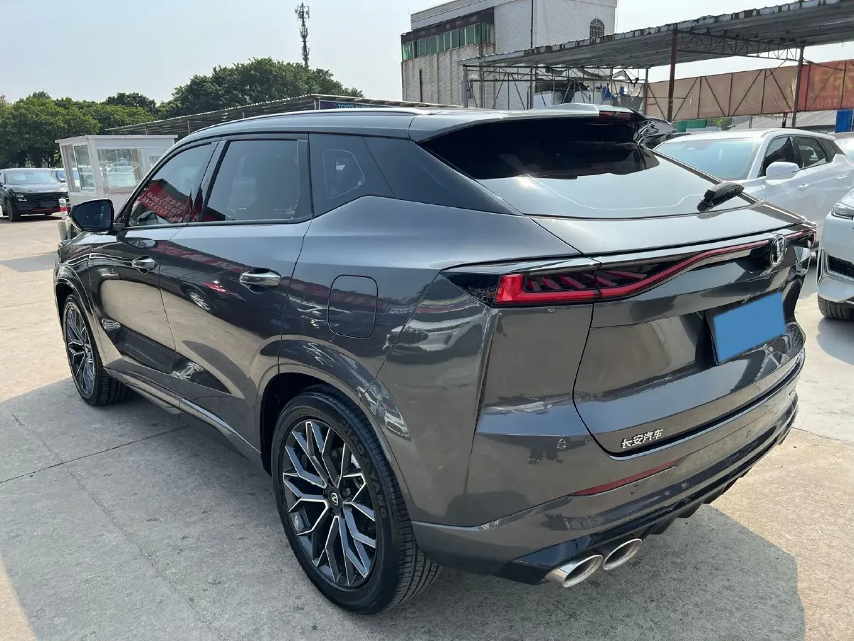 2025 ChangAn UNI-Z 1.5T 188HP L4 7DCT,autocango,china used car exporter,china ev exporter,chinese used car exporter,chinese used ev exporter