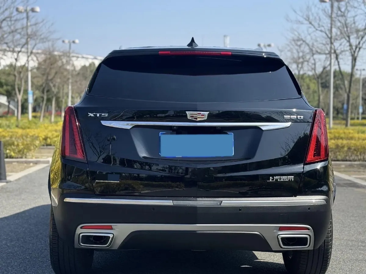 2020 Cadillac XT5 2.0T 237HP L4 9AT,autocango,china used car exporter,china ev exporter,chinese used car exporter,chinese used ev exporter