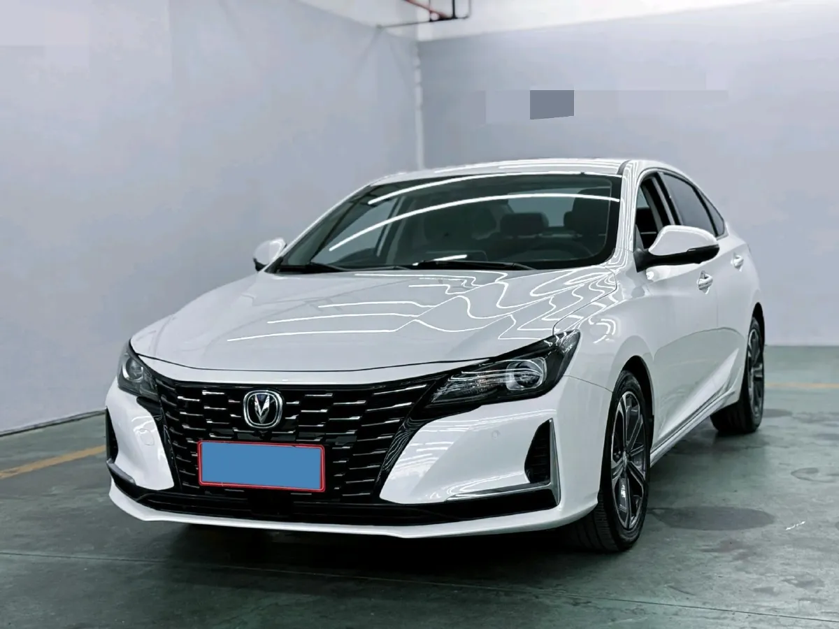 2022 ChangAn Raeton CC 1.5T 188HP L4 7DCT,autocango,china used car exporter,china ev exporter,chinese used car exporter,chinese used ev exporter
