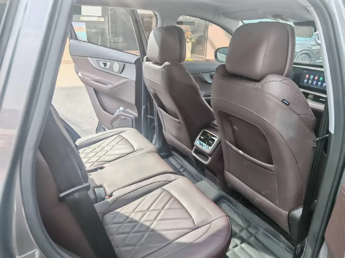 2025 Chery Tiggo 8 PRO 1.6T 197HP L4 7DCT,autocango,china used car exporter,china ev exporter,chinese used car exporter,chinese used ev exporter