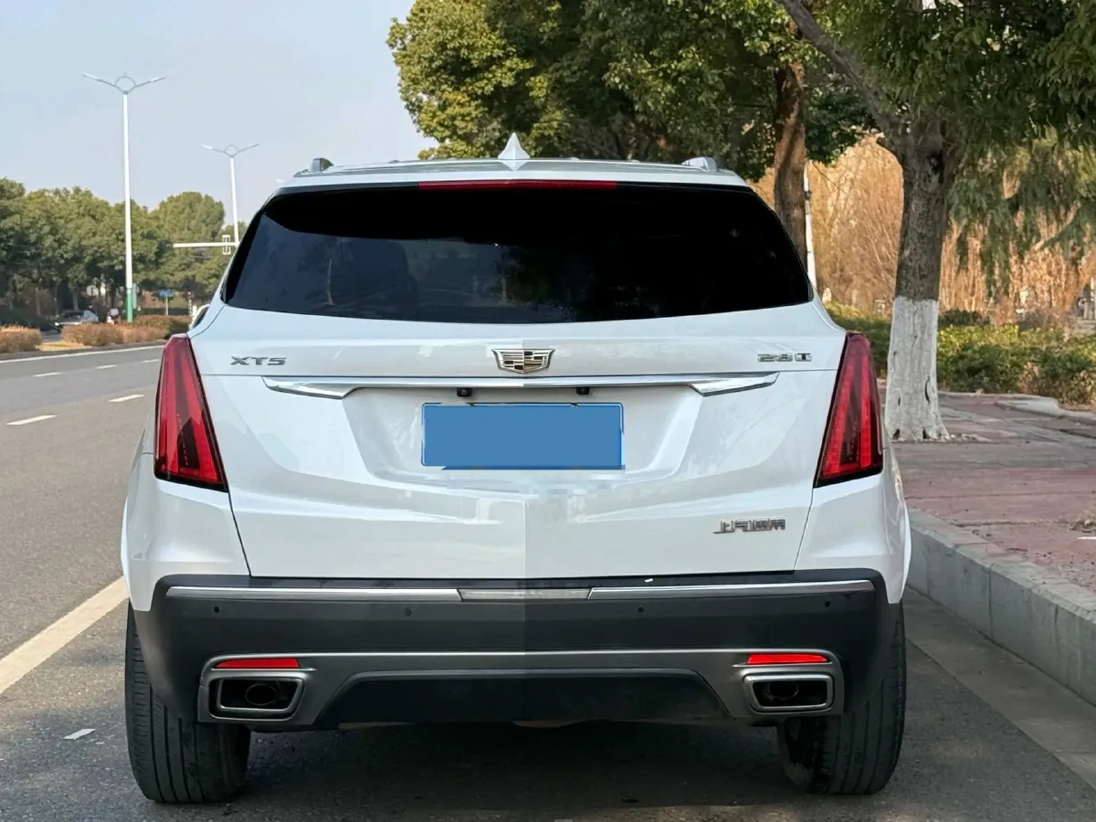 2020 Cadillac XT5 2.0T 237HP L4 9AT,autocango,china used car exporter,china ev exporter,chinese used car exporter,chinese used ev exporter