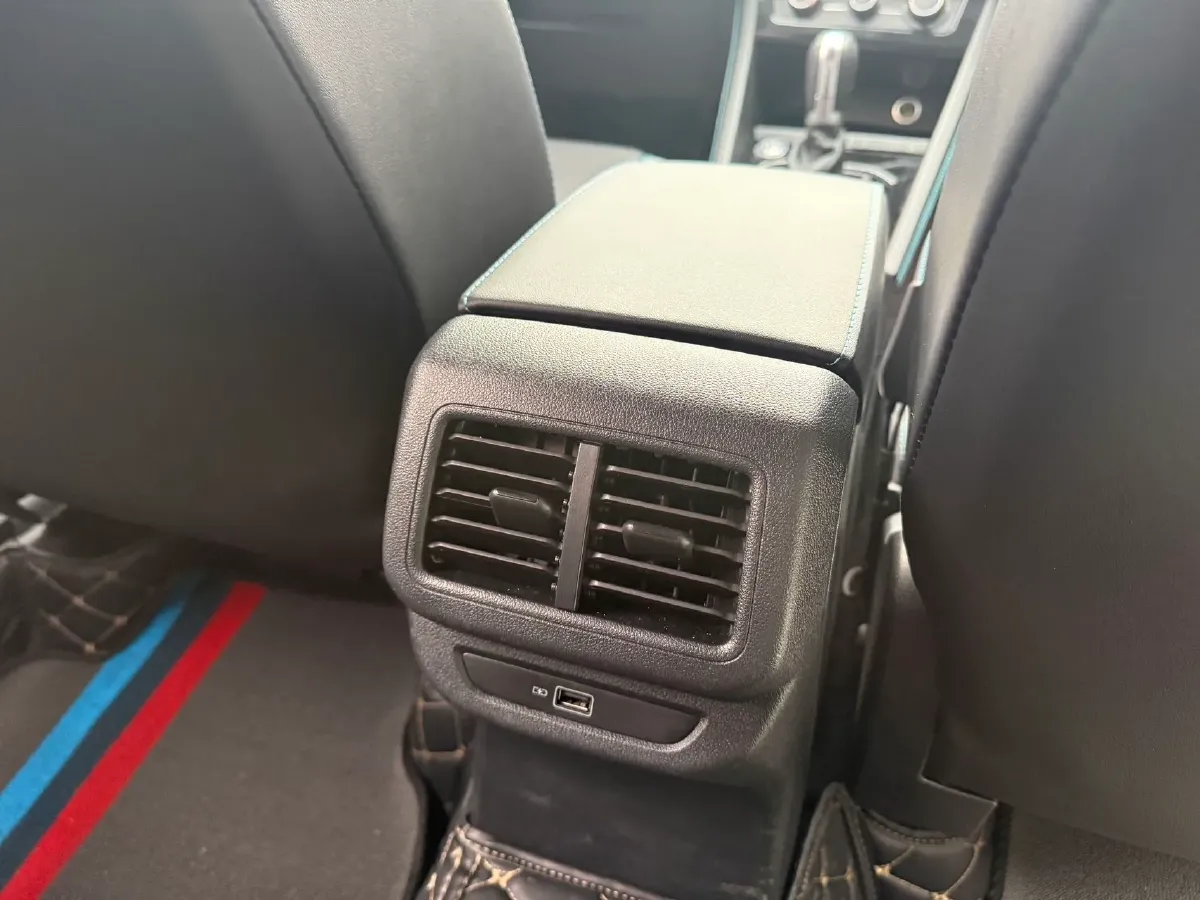 2023 Jetta VS5 1.4T 150HP L4 6AT,autocango,china used car exporter,china ev exporter,chinese used car exporter,chinese used ev exporter