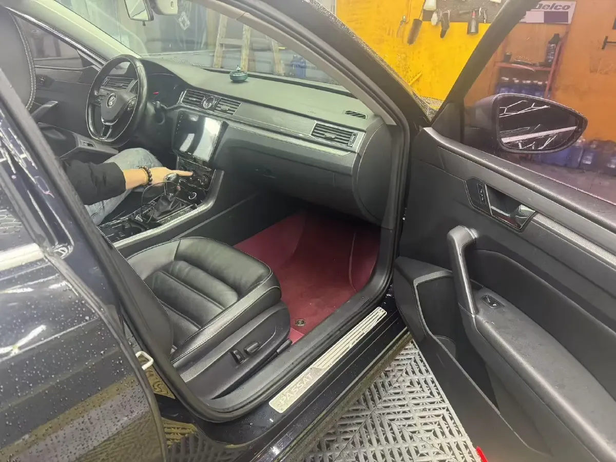 2017 Volkswagen Passat 1.8T 180HP L4 7DCT,autocango,china used car exporter,china ev exporter,chinese used car exporter,chinese used ev exporter