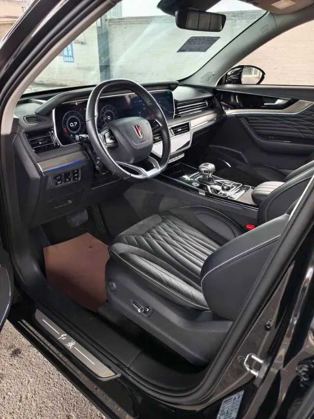 2022 HongQi HS5 2.0T 224HP L4 6AT,autocango,china used car exporter,china ev exporter,chinese used car exporter,chinese used ev exporter