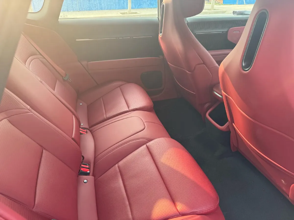 2026 Avatr 12 BEV,autocango,china used car exporter,china ev exporter,chinese used car exporter,chinese used ev exporter