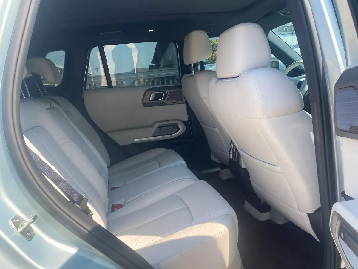 2025 FangChengBao Tai 3 BEV,autocango,china used car exporter,china ev exporter,chinese used car exporter,chinese used ev exporter