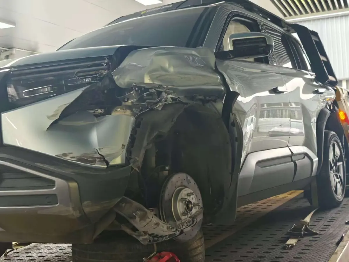 2025 FangChengBao Tai 3 BEV,autocango,china used car exporter,china ev exporter,chinese used car exporter,chinese used ev exporter