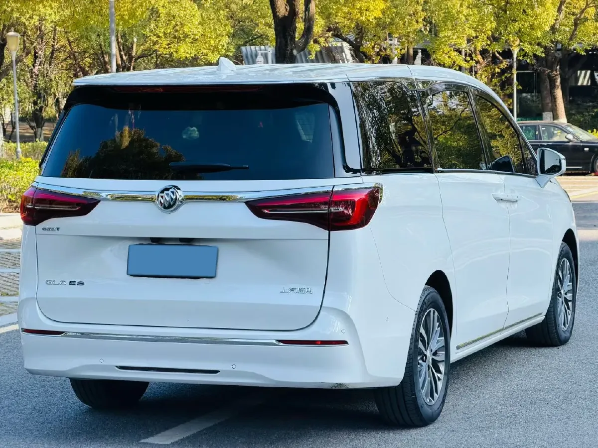 2022 Buick GL8 2.0T 237HP L4 9AT,autocango,china used car exporter,china ev exporter,chinese used car exporter,chinese used ev exporter