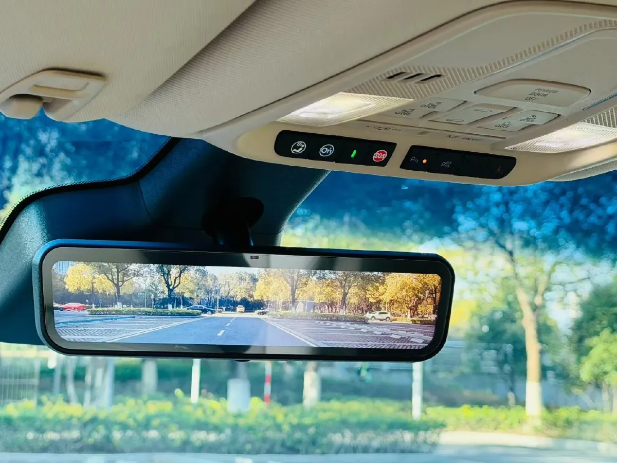 2022 Buick GL8 2.0T 237HP L4 9AT,autocango,china used car exporter,china ev exporter,chinese used car exporter,chinese used ev exporter