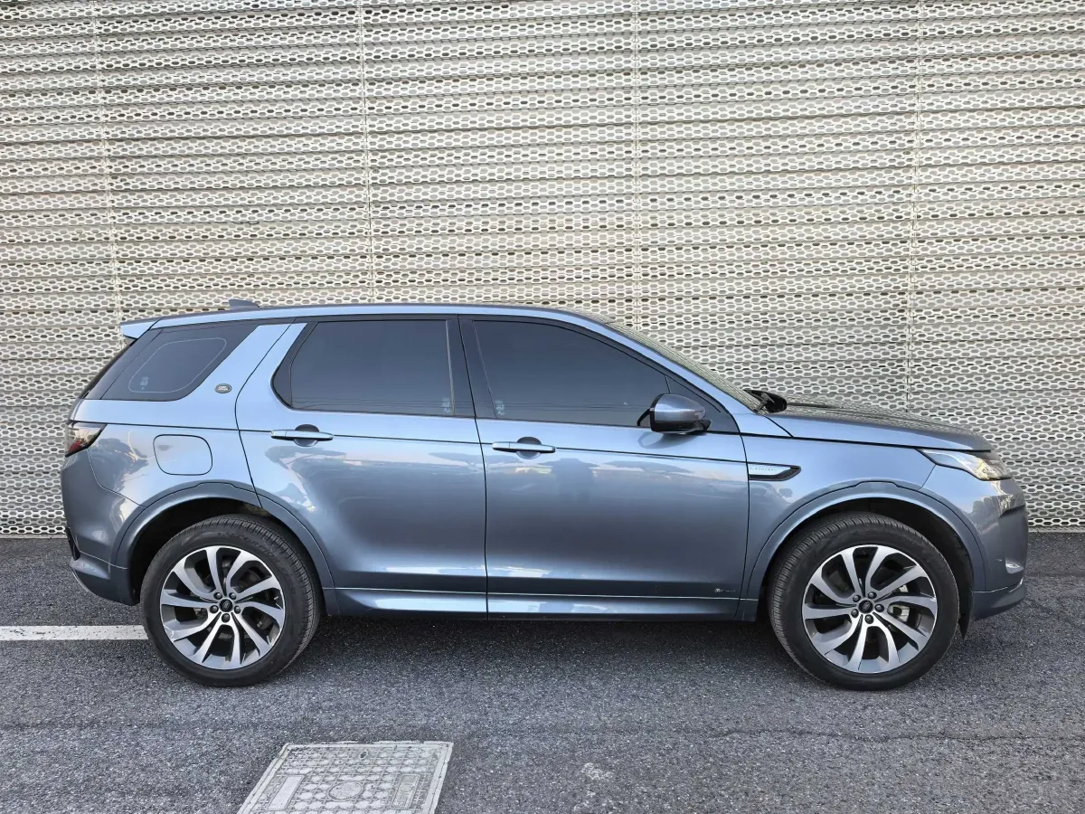 2020 Land Rover Discovery Sport 2.0T 249HP L4 9AT,autocango,china used car exporter,china ev exporter,chinese used car exporter,chinese used ev exporter