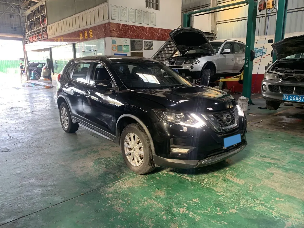 2021 Nissan X-Trail 2.0L 151HP L4 CVT,autocango,china used car exporter,china ev exporter,chinese used car exporter,chinese used ev exporter