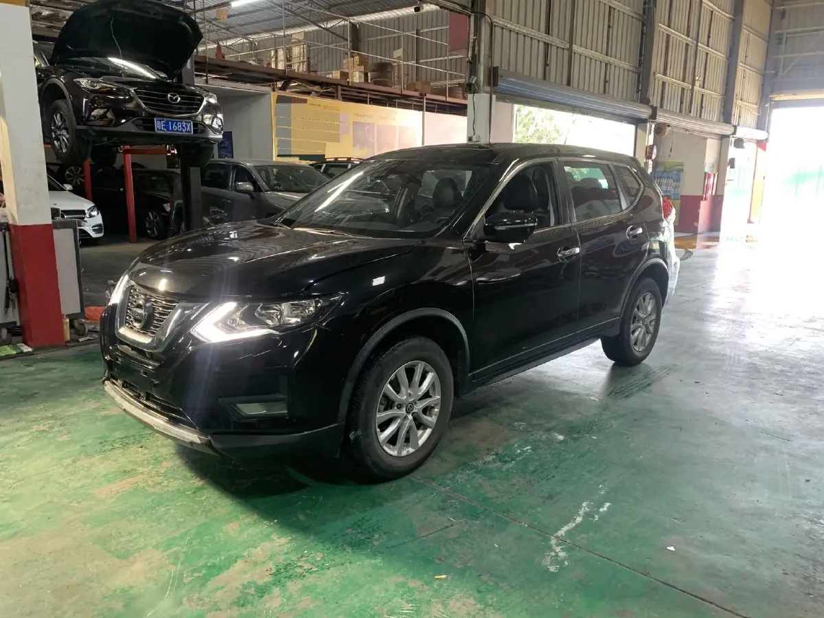 2021 Nissan X-Trail 2.0L 151HP L4 CVT,autocango,china used car exporter,china ev exporter,chinese used car exporter,chinese used ev exporter