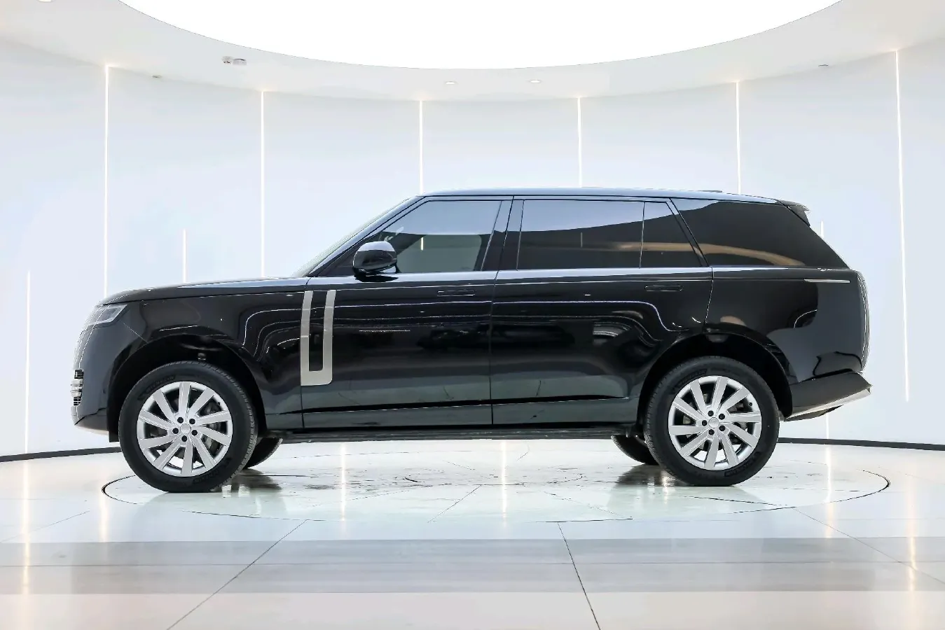 2024 Land Rover Range Rover 3.0T 400HP L6 8AT,autocango,china used car exporter,china ev exporter,chinese used car exporter,chinese used ev exporter