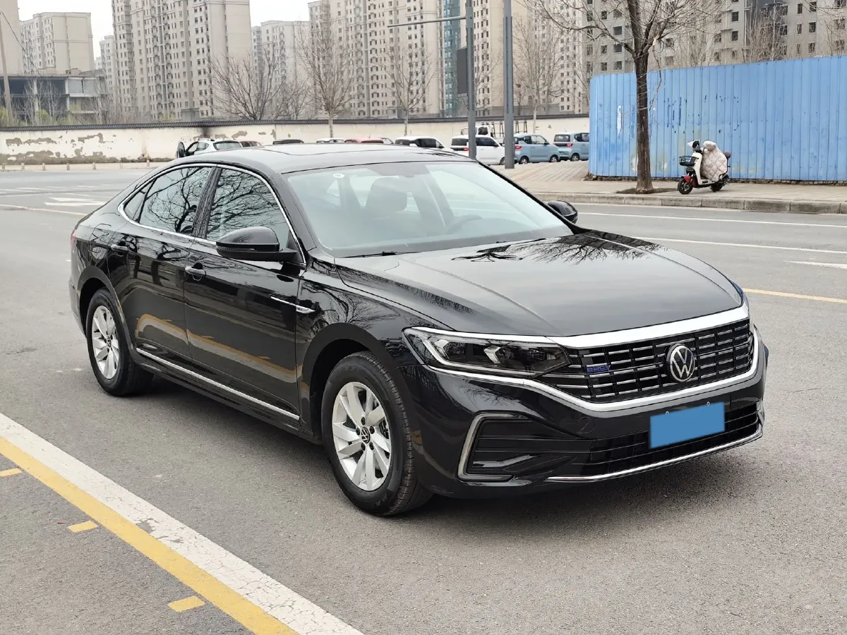 2025 Volkswagen Passat 1.4T 150HP L4 6DCT PHEV,autocango,china used car exporter,china ev exporter,chinese used car exporter,chinese used ev exporter