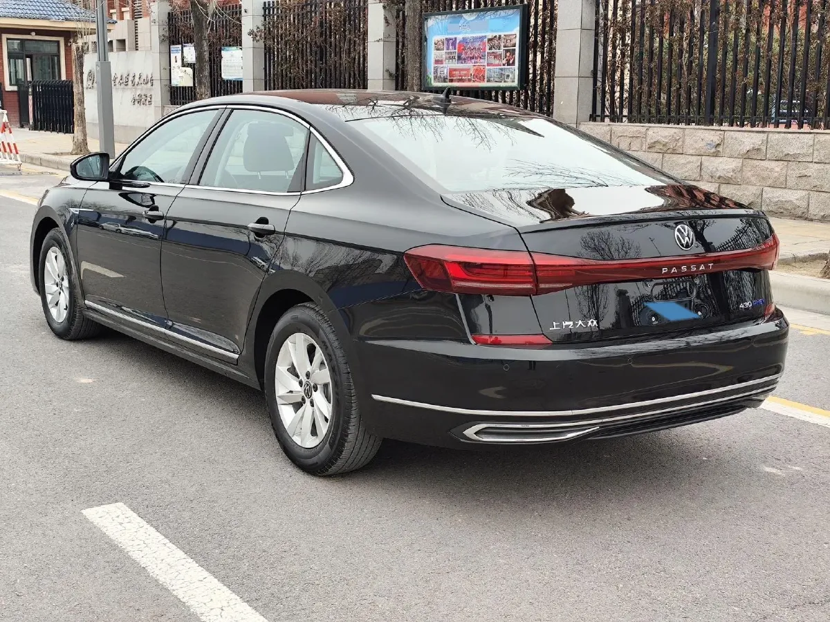 2025 Volkswagen Passat 1.4T 150HP L4 6DCT PHEV,autocango,china used car exporter,china ev exporter,chinese used car exporter,chinese used ev exporter