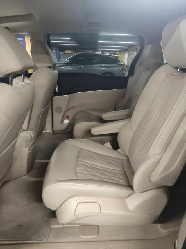 2023 Buick GL8 2.0T 237HP L4 9AT,autocango,china used car exporter,china ev exporter,chinese used car exporter,chinese used ev exporter