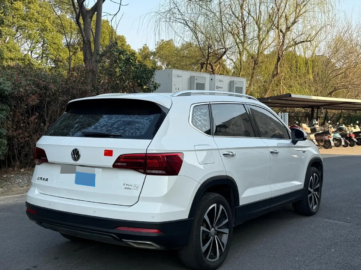 2019 MINI MINI 1.5T 102HP L3 7DCT,autocango,china used car exporter,china ev exporter,chinese used car exporter,chinese used ev exporter