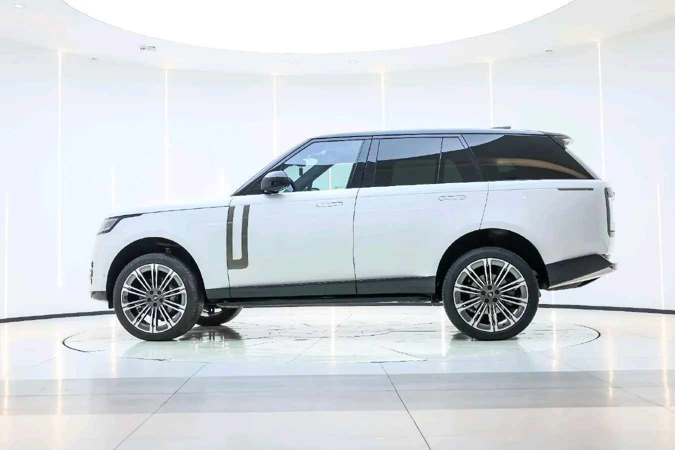 2024 Land Rover Range Rover 3.0T 360HP L6 8AT,autocango,china used car exporter,china ev exporter,chinese used car exporter,chinese used ev exporter