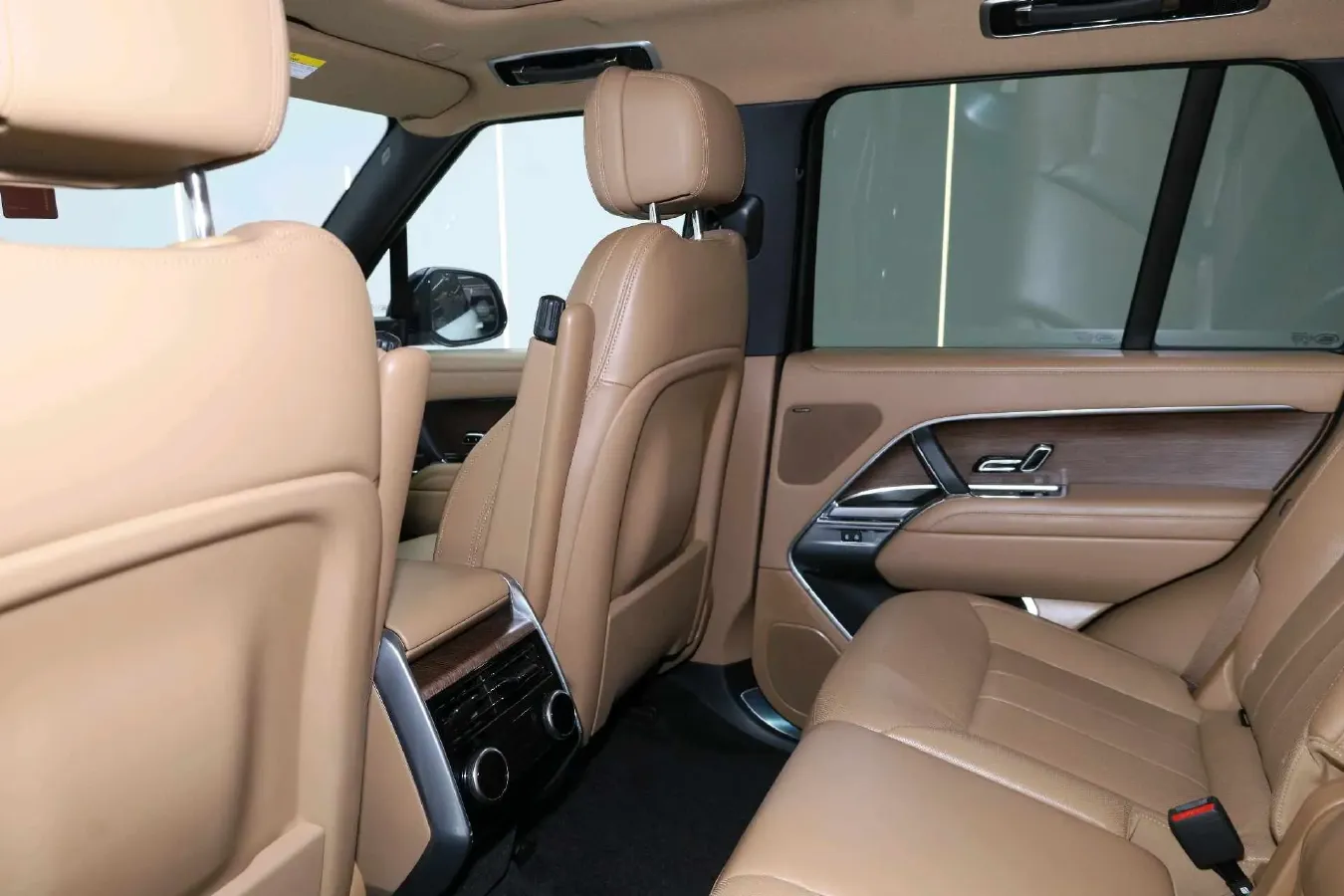 2024 Land Rover Range Rover 3.0T 360HP L6 8AT,autocango,china used car exporter,china ev exporter,chinese used car exporter,chinese used ev exporter