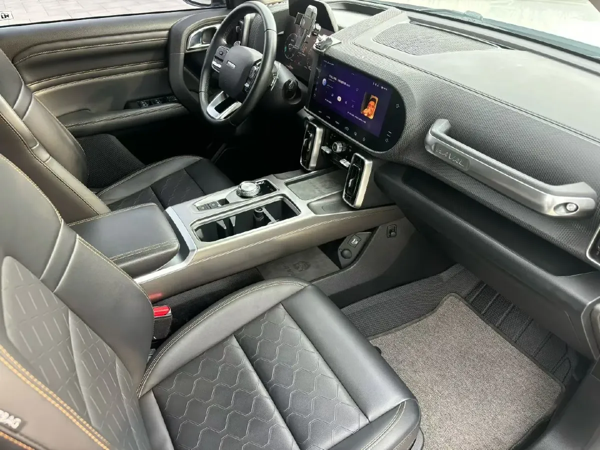 2022 Haval Dargo 1.5T 184HP L4 7DCT,autocango,china used car exporter,china ev exporter,chinese used car exporter,chinese used ev exporter