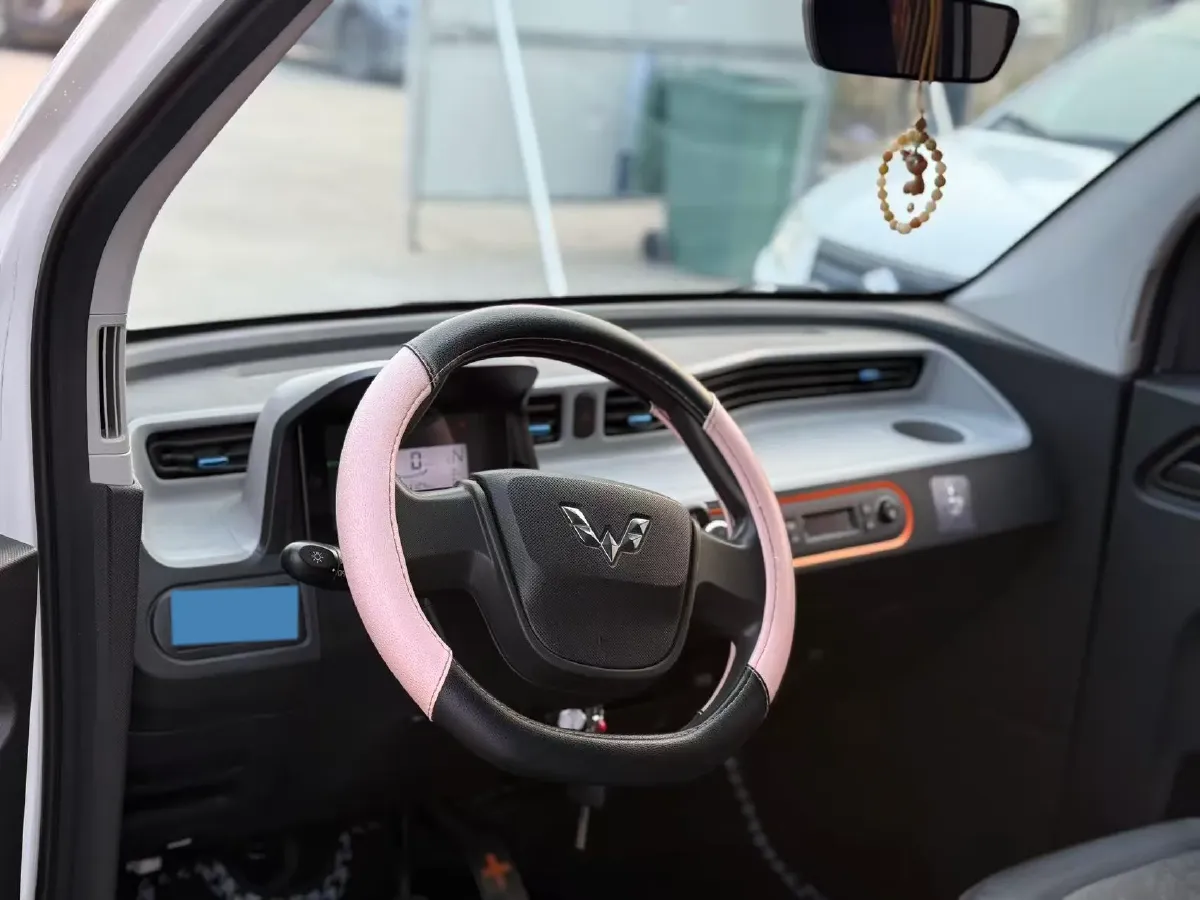 2022 LingBox uni BEV 11.52KWH,autocango,china used car exporter,china ev exporter,chinese used car exporter,chinese used ev exporter