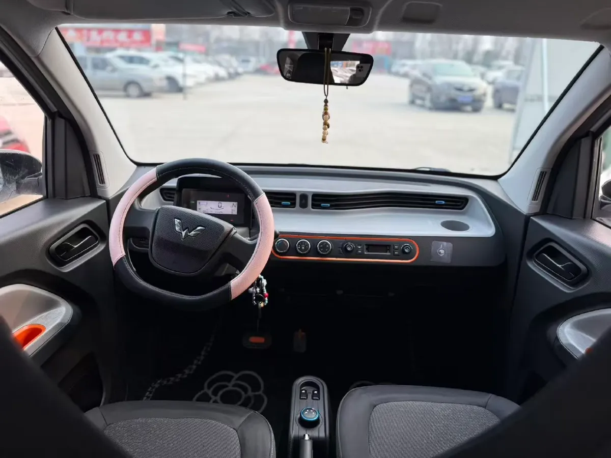 2022 LingBox uni BEV 11.52KWH,autocango,china used car exporter,china ev exporter,chinese used car exporter,chinese used ev exporter