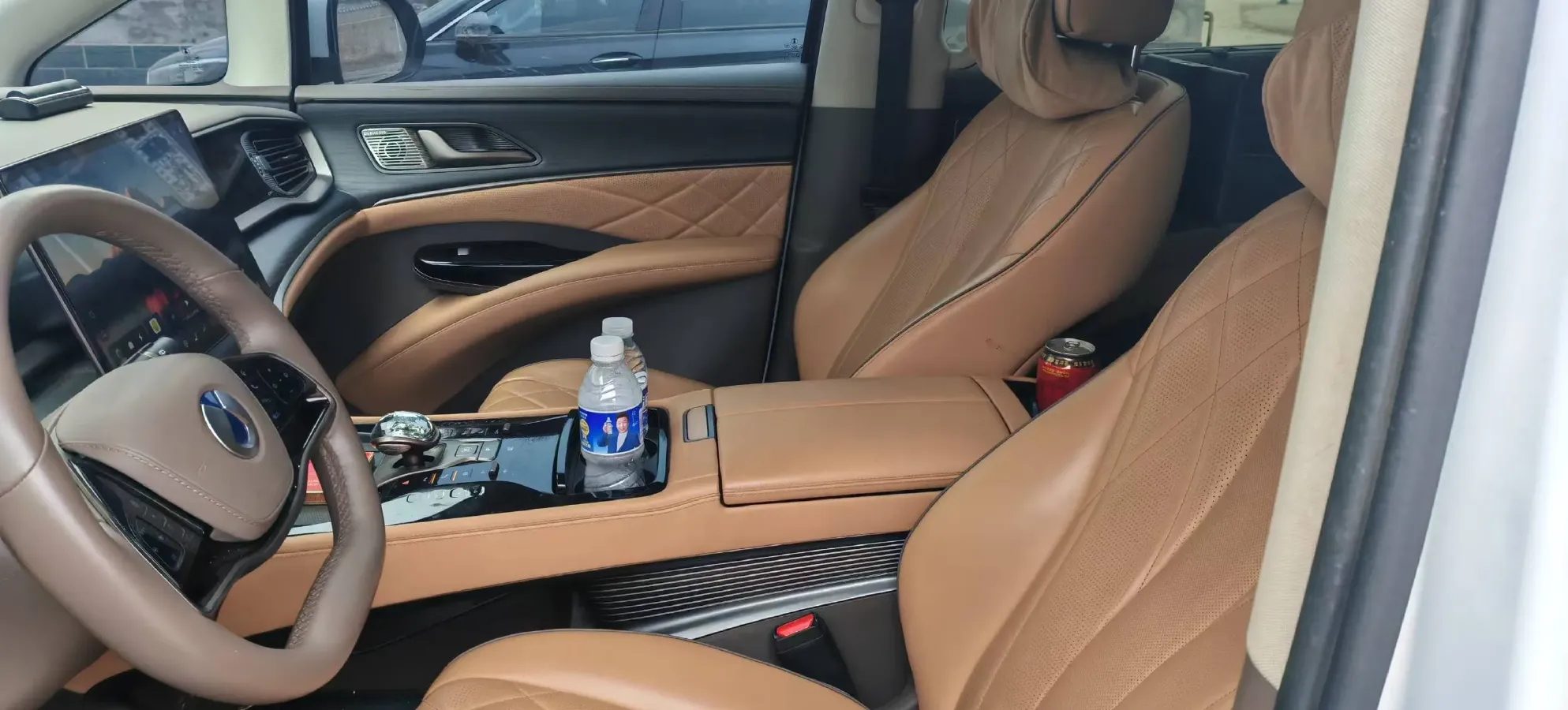 2022 Mercedes-Benz GLC Class 2.0T 197HP L4 9AT,autocango,china used car exporter,china ev exporter,chinese used car exporter,chinese used ev exporter