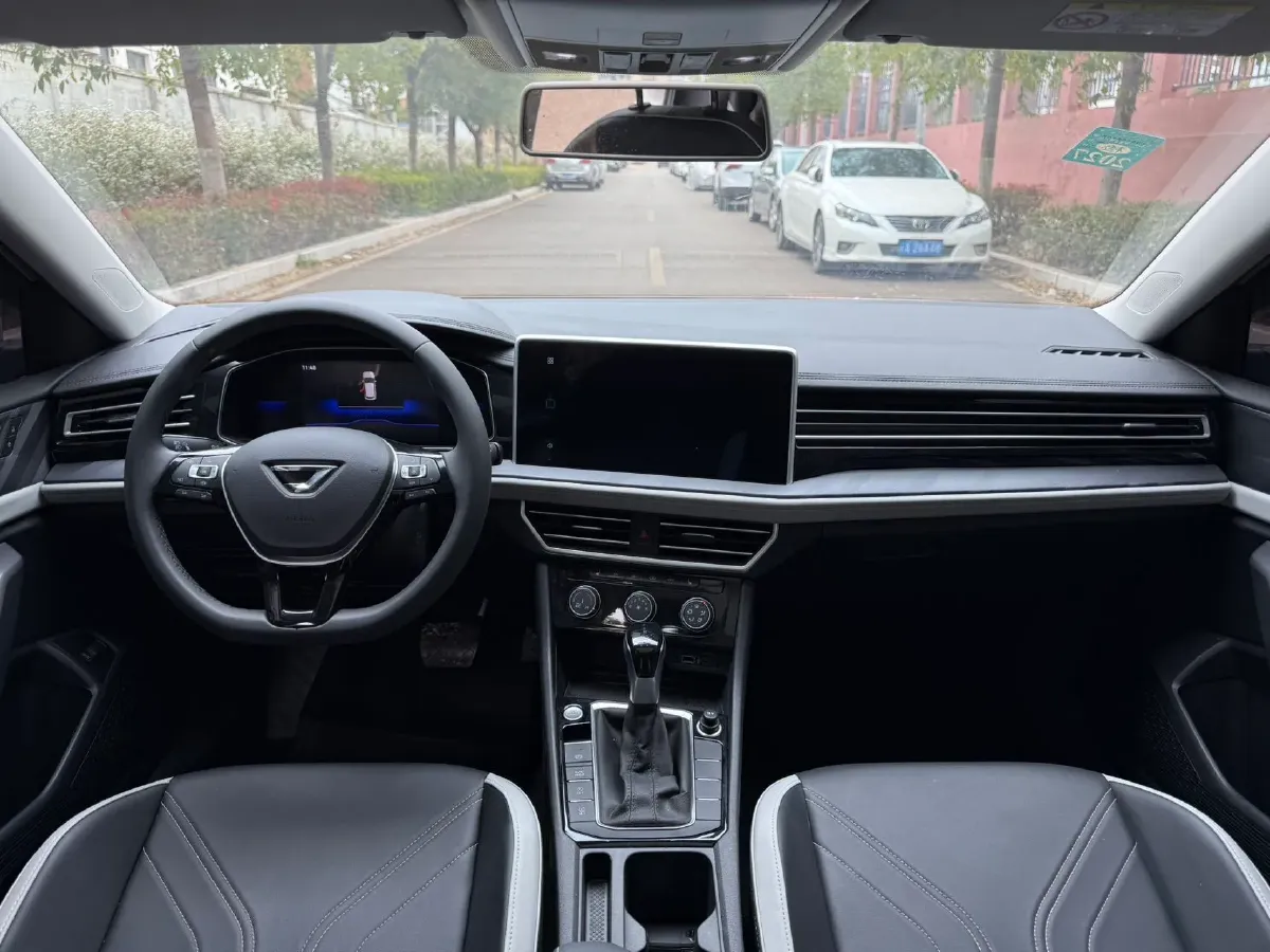 2025 Jetta JettaVA7 1.4T 150HP L4 7DCT,autocango,china used car exporter,china ev exporter,chinese used car exporter,chinese used ev exporter