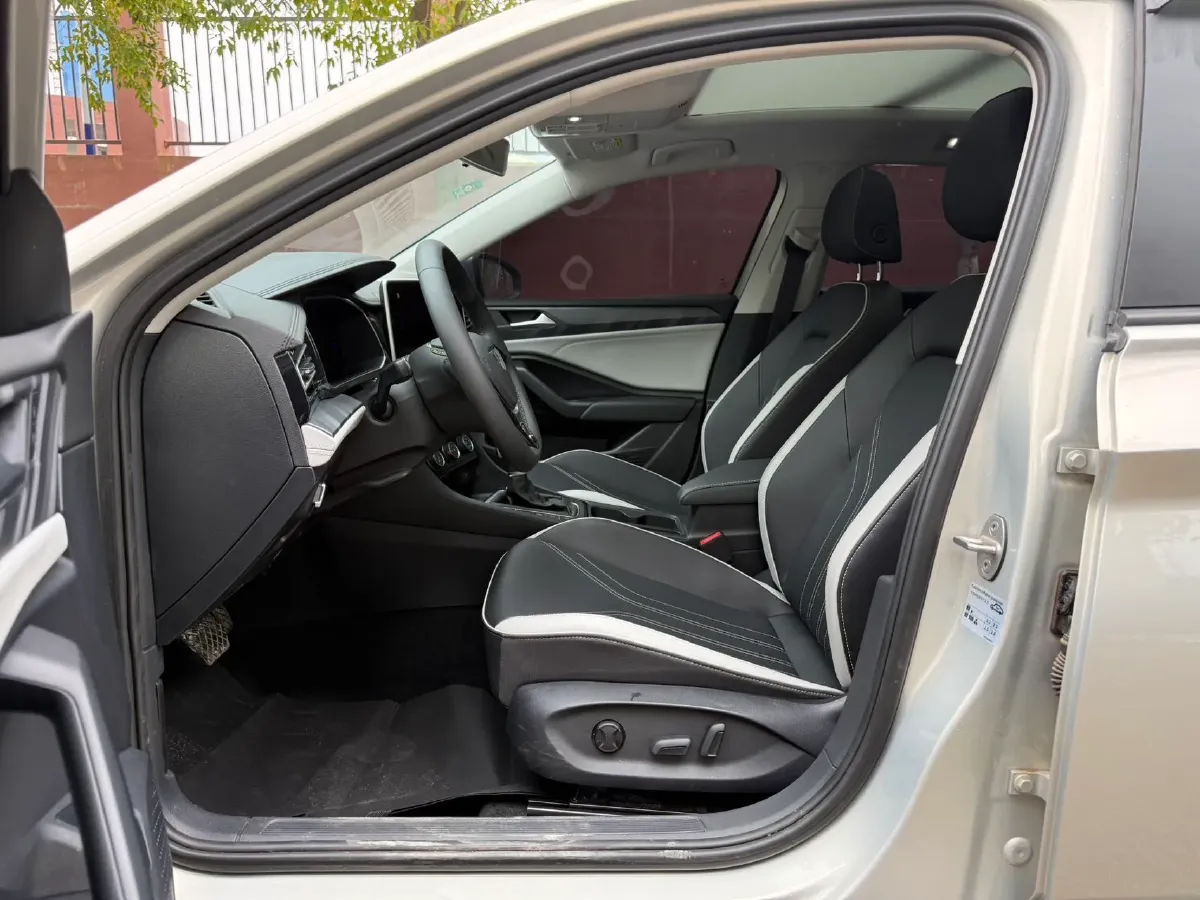 2025 Jetta JettaVA7 1.4T 150HP L4 7DCT,autocango,china used car exporter,china ev exporter,chinese used car exporter,chinese used ev exporter