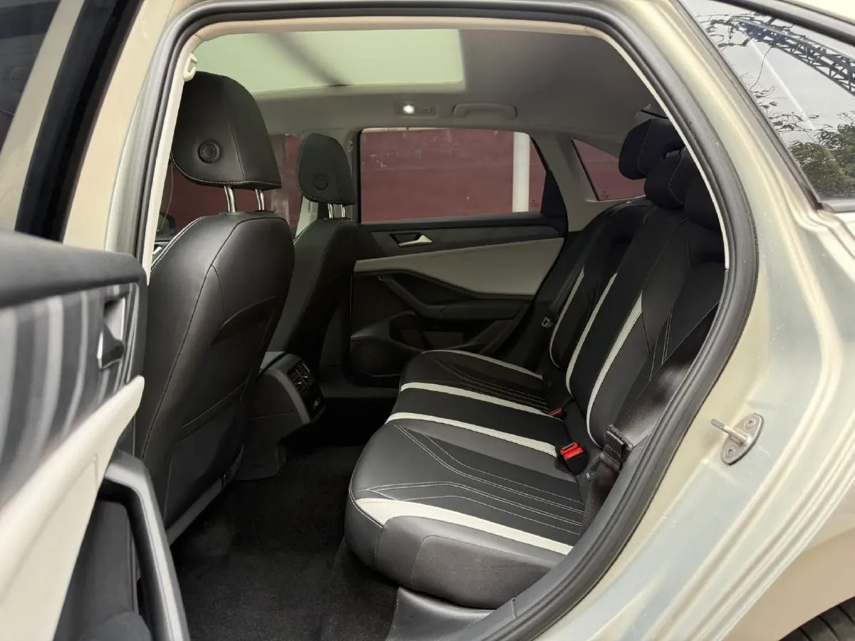 2025 Jetta JettaVA7 1.4T 150HP L4 7DCT,autocango,china used car exporter,china ev exporter,chinese used car exporter,chinese used ev exporter