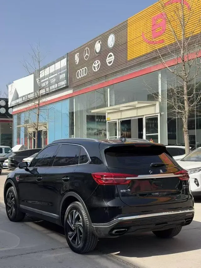 2022 HongQi HS5 2.0T 224HP L4 6AT,autocango,china used car exporter,china ev exporter,chinese used car exporter,chinese used ev exporter
