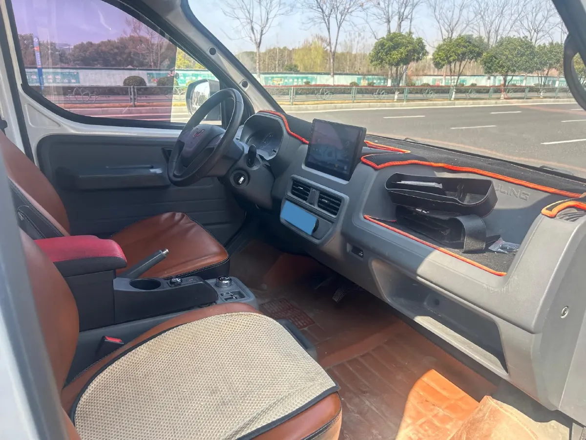 2024 WuLing YangGuang BEV 41.9KWH,autocango,china used car exporter,china ev exporter,chinese used car exporter,chinese used ev exporter