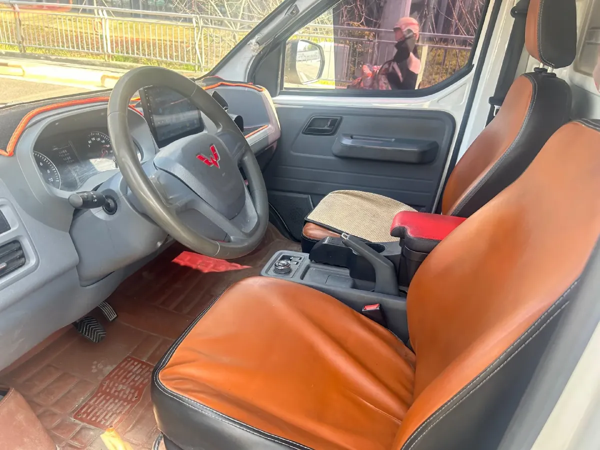 2024 WuLing YangGuang BEV 41.9KWH,autocango,china used car exporter,china ev exporter,chinese used car exporter,chinese used ev exporter