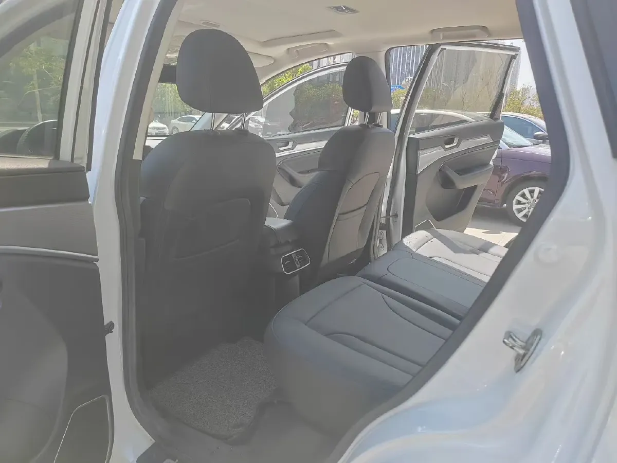 2018 Haval H6 1.5T 150HP L4 7DCT,autocango,china used car exporter,china ev exporter,chinese used car exporter,chinese used ev exporter