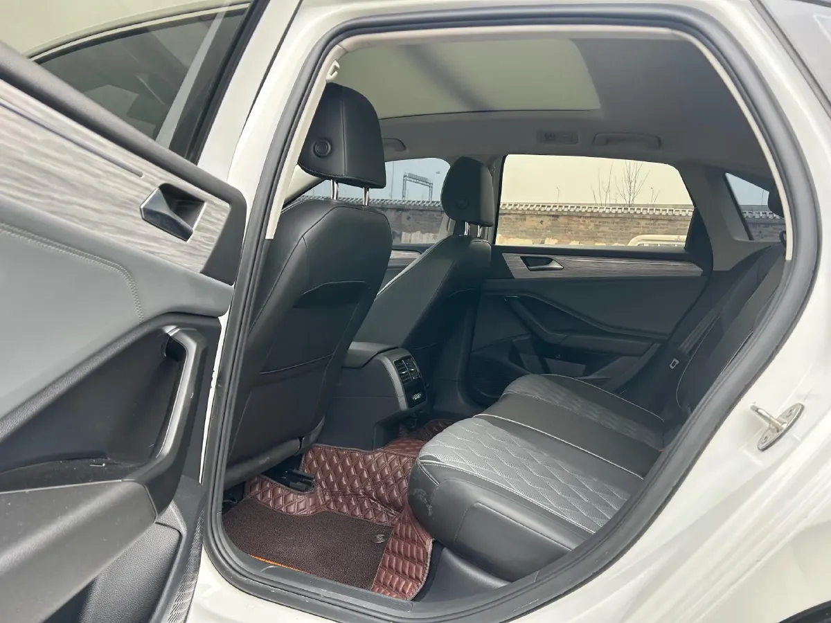 2023 Volkswagen Sagitar 1.5T 160HP L4 7DCT,autocango,china used car exporter,china ev exporter,chinese used car exporter,chinese used ev exporter