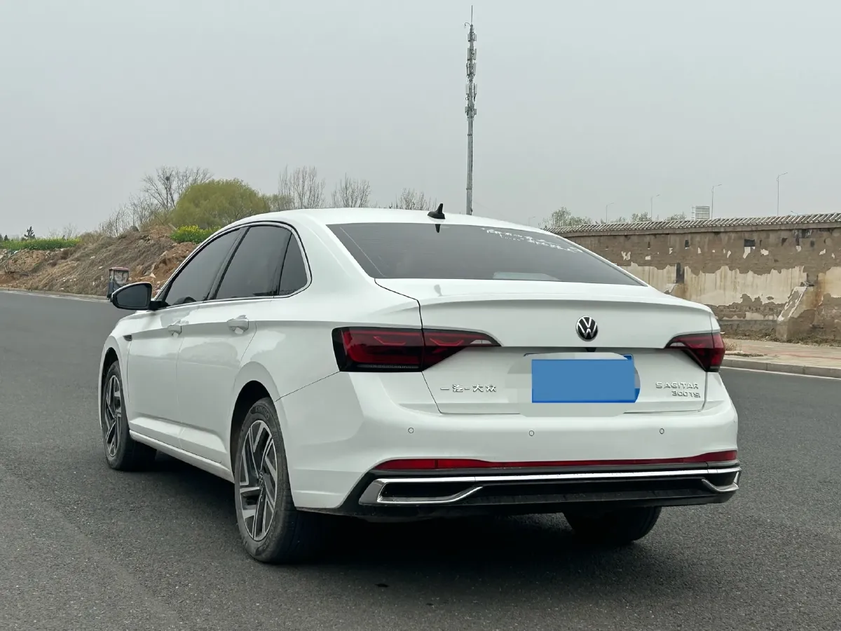 2023 Volkswagen Sagitar 1.5T 160HP L4 7DCT,autocango,china used car exporter,china ev exporter,chinese used car exporter,chinese used ev exporter