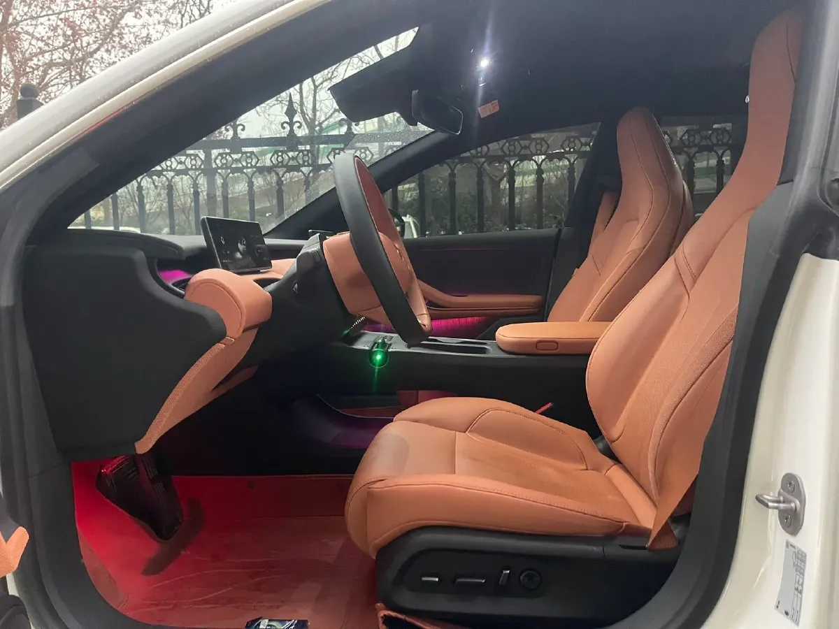 2022 JunTian HeiWuShi Youth 2.0T 203HP L4 6AT,autocango,china used car exporter,china ev exporter,chinese used car exporter,chinese used ev exporter