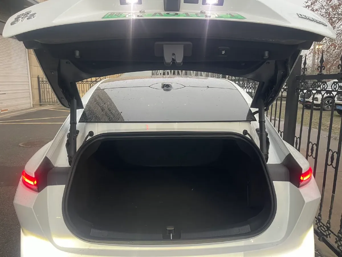 2022 JunTian HeiWuShi Youth 2.0T 203HP L4 6AT,autocango,china used car exporter,china ev exporter,chinese used car exporter,chinese used ev exporter