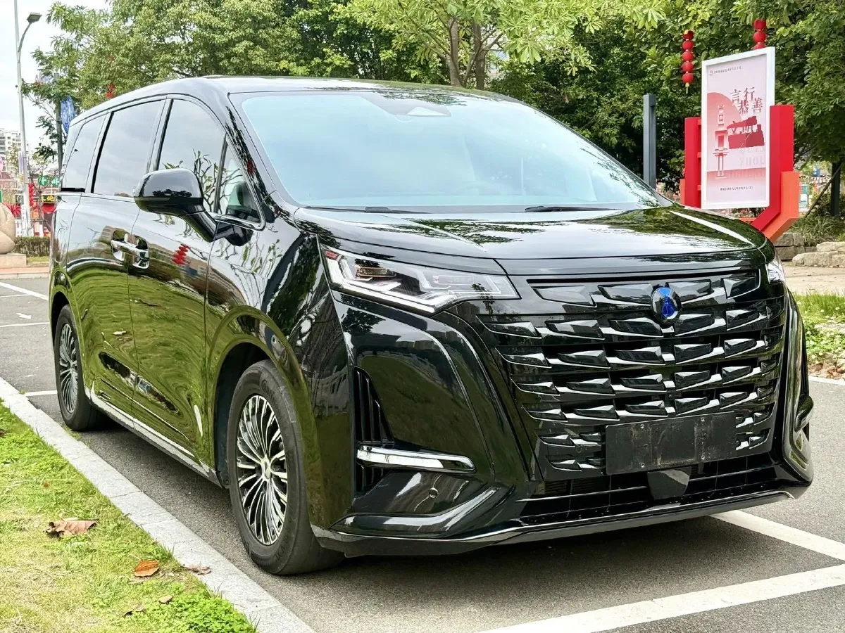 2024 Denza D9 1.5T 139HP L4 E-CVT PHEV 40KWH,autocango,china used car exporter,china ev exporter,chinese used car exporter,chinese used ev exporter