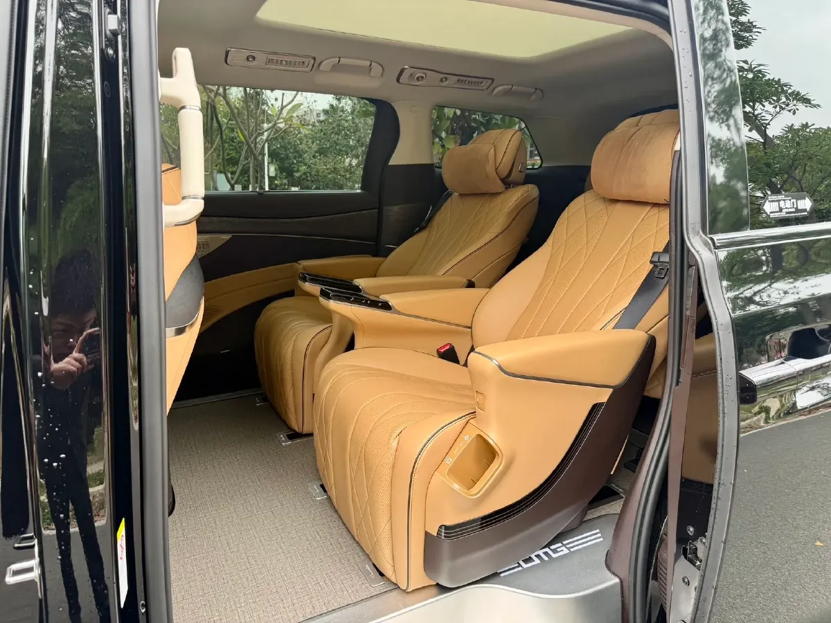 2024 Denza D9 1.5T 139HP L4 E-CVT PHEV 40KWH,autocango,china used car exporter,china ev exporter,chinese used car exporter,chinese used ev exporter