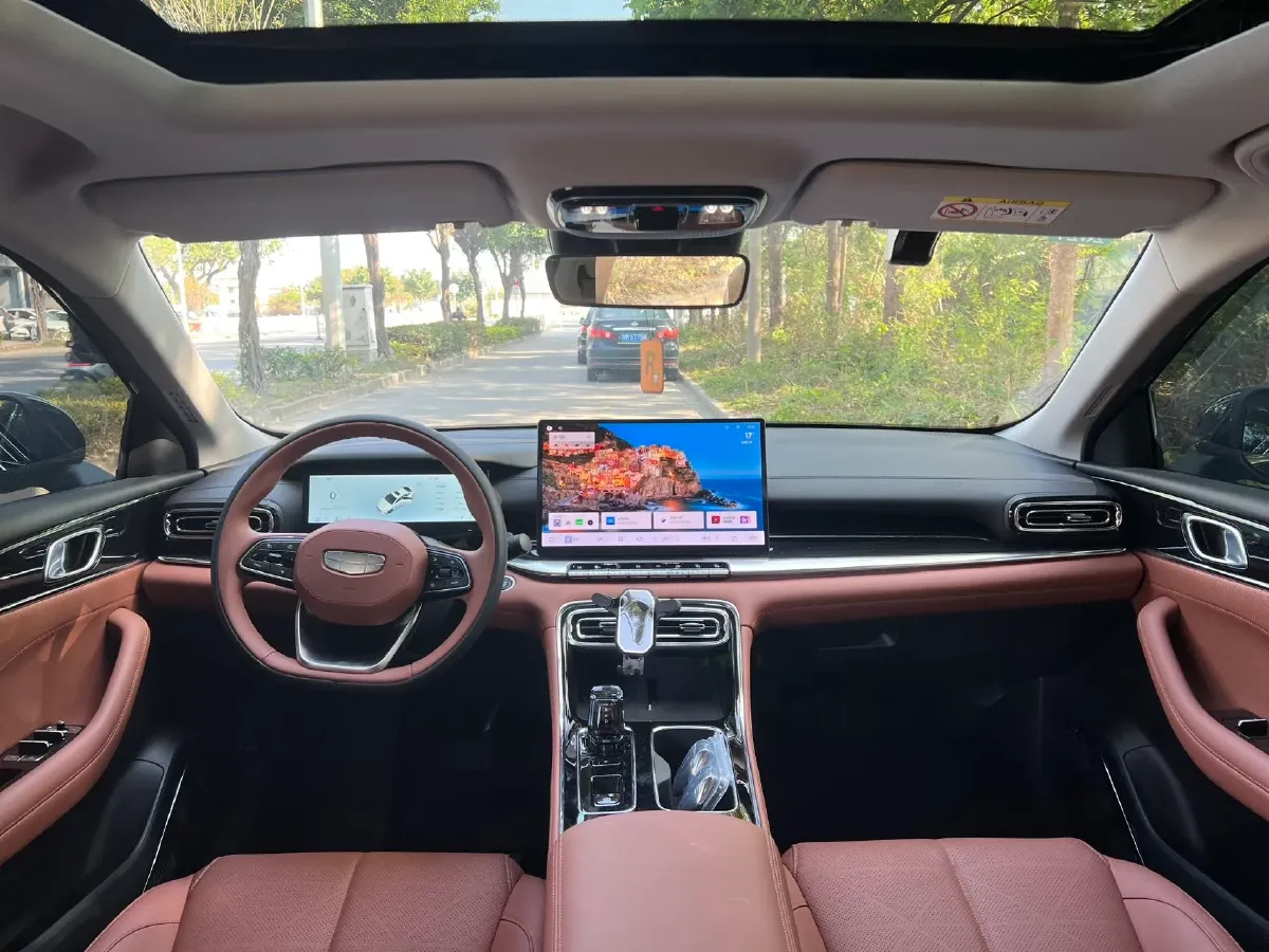 2026 Geely Emgrand 1.5T 181HP L4 7DCT,autocango,china used car exporter,china ev exporter,chinese used car exporter,chinese used ev exporter