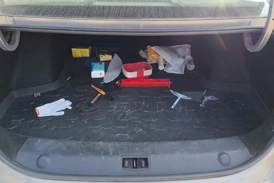 2021 DongFeng Aeolus YiXuan MAX 1.5T 190HP L4 7DCT,autocango,china used car exporter,china ev exporter,chinese used car exporter,chinese used ev exporter