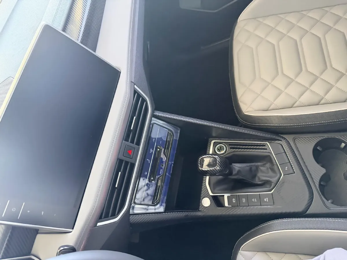 2023 Volkswagen Tayron 1.4T 150HP L4 7DCT,autocango,china used car exporter,china ev exporter,chinese used car exporter,chinese used ev exporter