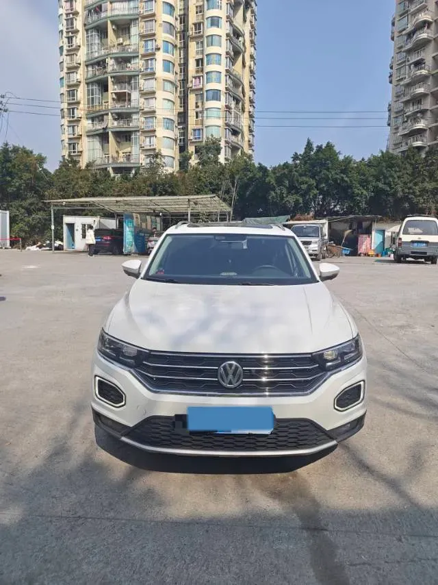 2020 Volkswagen T-Roc 1.4T 150HP L4 7DCT,autocango,china used car exporter,china ev exporter,chinese used car exporter,chinese used ev exporter
