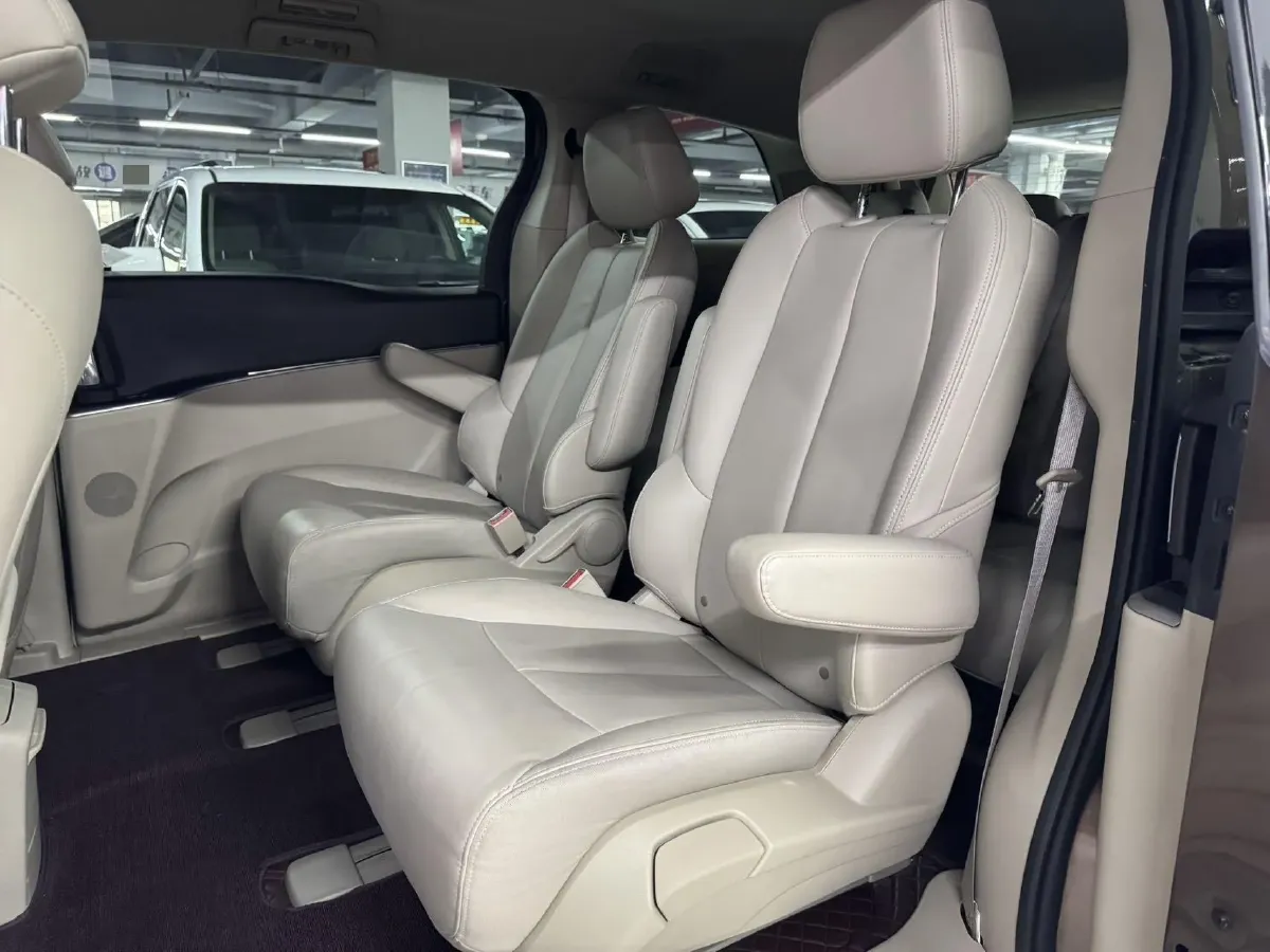 2018 Buick GL8 2.0T 260HP L4 6AT,autocango,china used car exporter,china ev exporter,chinese used car exporter,chinese used ev exporter