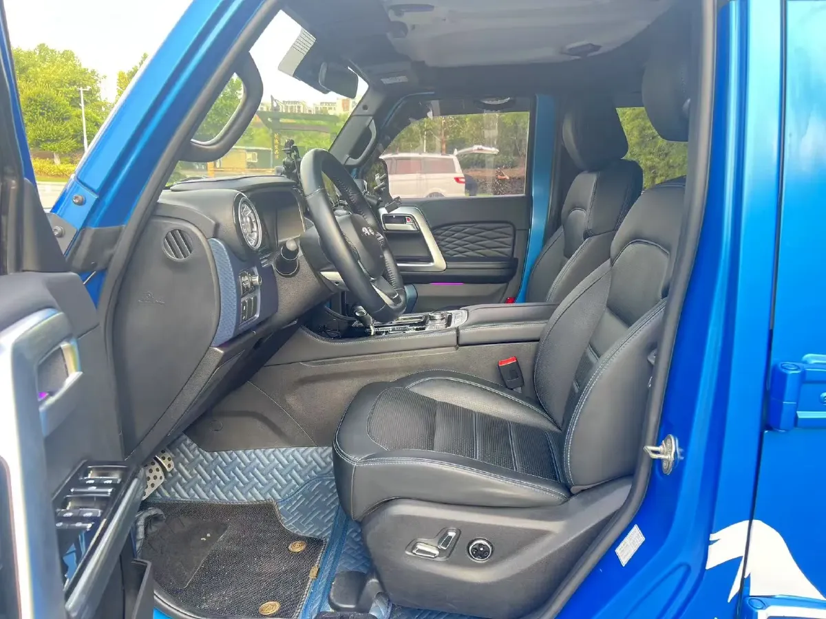 2021 Beijing BJ40 2.3T 231HP L4 6AT,autocango,china used car exporter,china ev exporter,chinese used car exporter,chinese used ev exporter