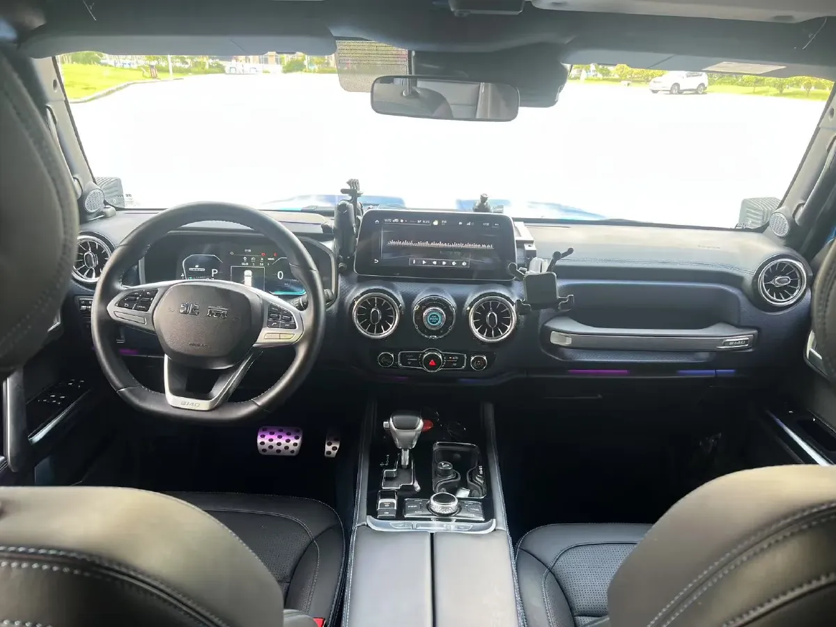 2021 Beijing BJ40 2.3T 231HP L4 6AT,autocango,china used car exporter,china ev exporter,chinese used car exporter,chinese used ev exporter