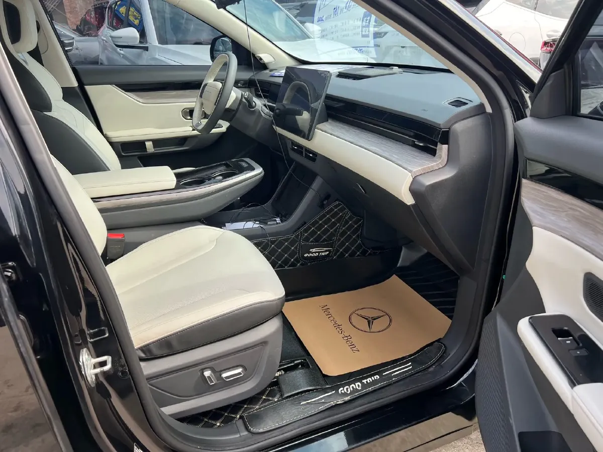 2022 Jetour DASHING 1.6T 197HP L4 7DCT,autocango,china used car exporter,china ev exporter,chinese used car exporter,chinese used ev exporter